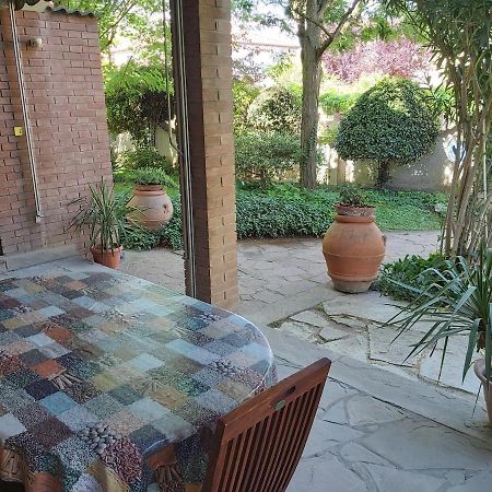 B&B Rustic Chic Casa Salva Molinella Exteriör bild